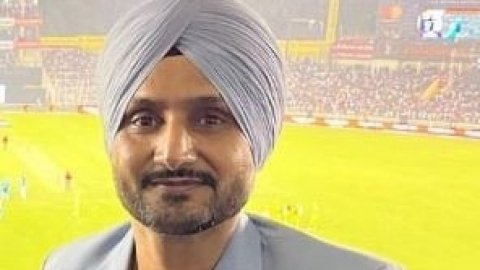 WTC Final: Would go with two spinners depending on pitch conditions, says Harbhajan Singh Harbhajan, Dhawan, Raina and Uthappa to feature in Super60 USA Legends Tournament