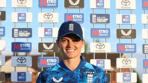 ICC Rankings: Smriti Mandhana remains No. 2 ODI batter; England's Amy Jones climbs up to seventh
