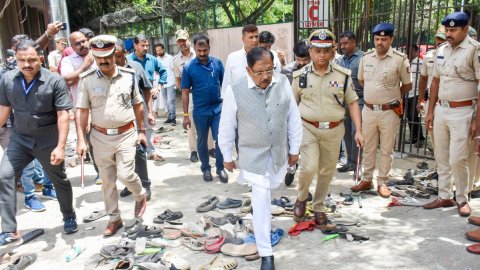 Karnataka HM G Parameshwara visits Chinnaswamy Stadium after stampede incident