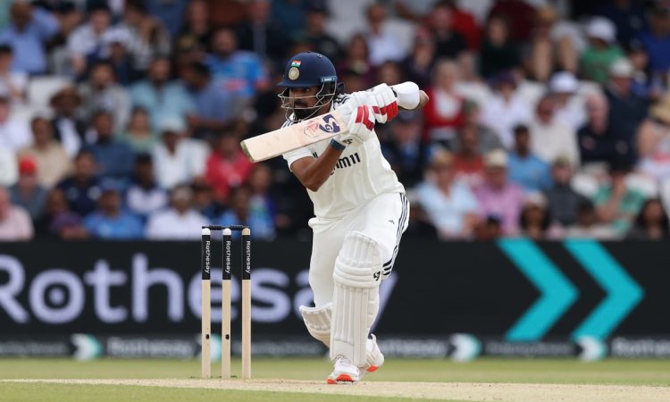 1st Test, Day 3: India lead their by 96 runs with KL Rahul lead standing tall 1st Test, Day 3: மழையால் தடைபட்ட மூன்றாம் நாள் ஆட்டம்; வலிமையான நிலையில் இந்திய அணி!