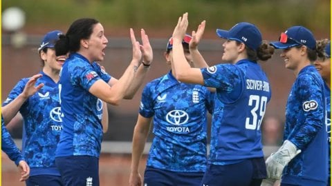 EN-W vs WI-W 3rd ODI: नेट साइवर-ब्रंट ने ठोकी तूफानी हाफ सेंचुरी, इंग्लैंड ने तीसरे ODI में वेस्टइंड