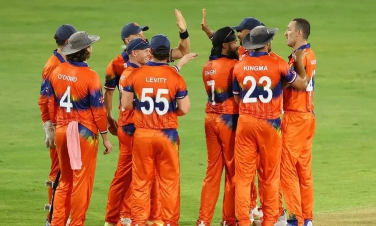 Netherlands Creates History Beat Scotland By Chasing 3rd Highest Total In Odi History ஒருநாள் கிரிக்கெட்டில் 369 என்ற இலக்கை அசால்ட்டாக எட்டி சாதனை படைத்த நெதர்லாந்து!