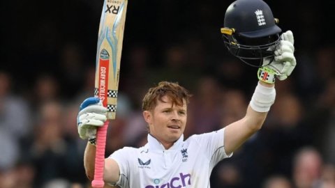 1st Test, Day 2: Ollie Pope notches up a ton as England look to reduce India's advantage at Headingl 1st Test, Day 2: ஒல்லி போப் அபார சதம்; இங்கிலாந்து அணி ரன் குவிப்பு!