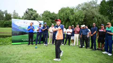 Omar Abdullah pledges to enhance playing experience for golfers in J&K