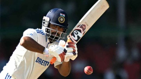 ENG vs IND: Rishabh Pant need 6 sixes to Break MS Dhoni’s Test Record இங்கிலாந்து தொடரில் தோனியின் சிக்ஸர் சாதனையை முறியடிப்பாரா ரிஷப் பந்த்?