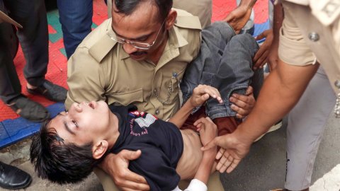 People criticise RCB for 'inhuman' celebrations while stampede claims lives outside Chinnaswamy