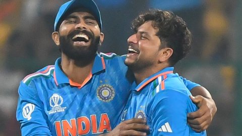 Playing alongside Jadeja is great honour for me, have learnt a lot from him: Kuldeep