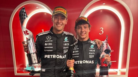 Russell wins F1 Canadian GP as Norris-Piastri clash shakes up title fight