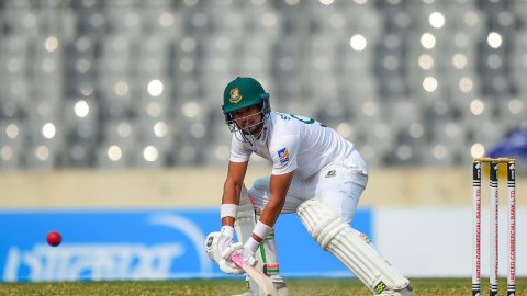 2nd Test, Day 1: A good start from Shadman Islam as Bangladesh get to 71-2 2nd Test, Day 1: வங்கதேச அணி தடுமாற்றம்; மீண்டும் அசத்துவாரா நஜ்முல்?