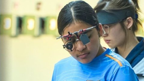 Shooting World Cup: Suruchi enters 10m Air Pistol final; Manu misses out