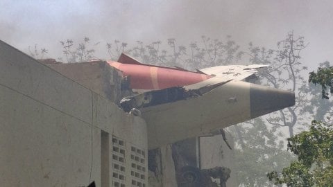 Sports fraternity expresses 'shock and anguish' over tragic plane crash in Ahmedabad