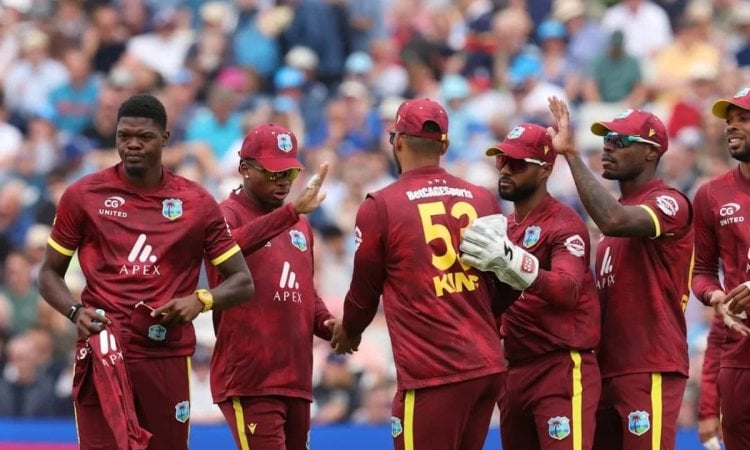 ENG vs WI: West Indies fined for slow over-rate in first ODI against England! ஸ்லோ ஓவர் ரேட்: வெஸ்ட் இண்டீஸ் வீரர்களுக்கு அபராதம் விதித்தது ஐசிசி!