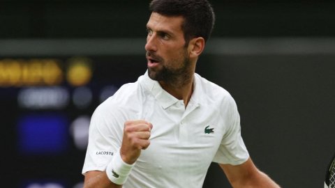 Wimbledon: Dominant Djokovic breezes into final with win over Sinner