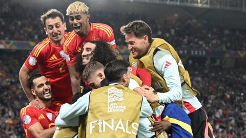 Yamal sparkles as Spain edge France in 9-goal thriller to reach Nations League final
