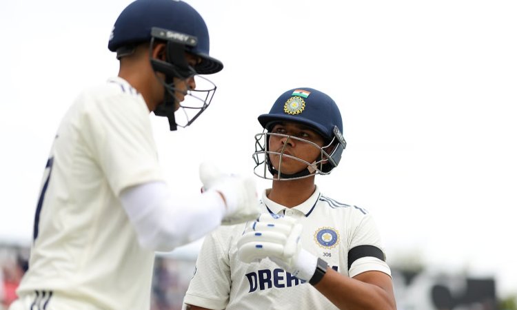 'मेरी आदत है आगे जाने की, ज़ोर से नो बोल दो', जायसवाल और गिल की चैट हुई स्टंपमाइक में रिकॉर्ड 'मेरी आदत है आगे जाने की, ज़ोर से नो बोल दो', जायसवाल और गिल की चैट हुई स्टंपमाइक में रिकॉर्ड