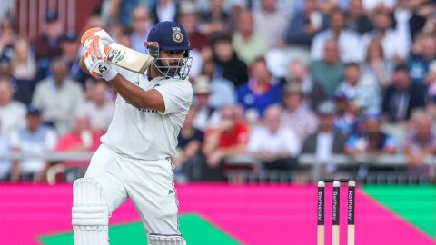4th Test: Pant unbeaten on 39 despite fractured foot as India reach 321/6 against England