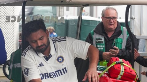 4th Test: Pant's injury a 'body blow' for India, will affect the dressing room, says Shastri