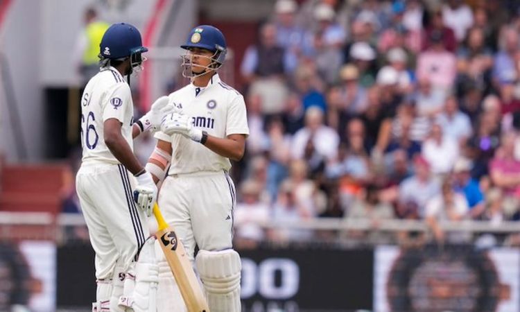 IND vs ENG 4th Test: मैनचेस्टर में अच्छी शुरुआते के बाद भारत को दूसरे सत्र में तीन झटके, सुदर्शन-पंत संभाल रहे मोर्चा IND vs ENG 4th Test: मैनचेस्टर में अच्छी शुरुआते के बाद भारत को दूसरे सत्र में तीन झटके, सुदर्शन-पंत संभाल रहे मोर्चा