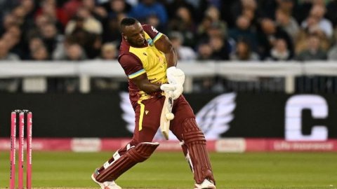 WI vs AUS: Andre Russell Set to End International Career on Home Soil சர்வதேச கிரிக்கெட்டில் இருந்து ஓய்வை அறிவித்த ஆண்ட்ரே ரஸல்!