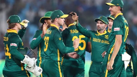 AUS vs SA: Markram, Bavuma Return For South Africa White-ball Series Against Australia AUS vs SA: தென் ஆப்பிரிக்க அணி அறிவிப்பு; பிரீவிஸ், பிரிட்டோரியஸுக்கு இடம்!