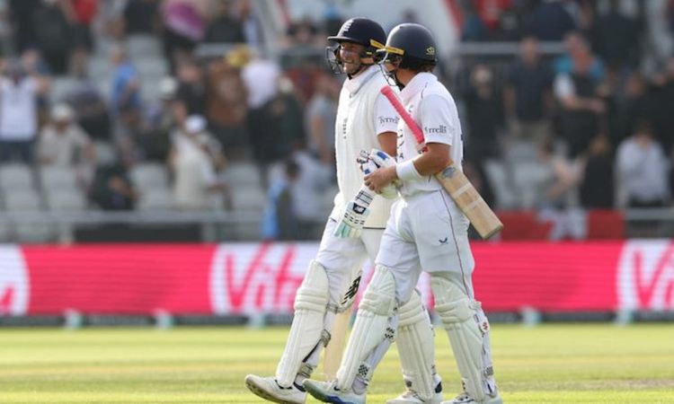 IND vs ENG 4th Test Day 3 Tea: मैनचेस्टर टेस्ट में इंग्लैंड हावी, रूट के शतक से भारत दबाव में IND vs ENG 4th Test Day 3 Tea: मैनचेस्टर टेस्ट में इंग्लैंड हावी, रूट के शतक से भारत दबाव में