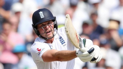 Jamie Smith Creates History Becomes Fastest Wicketkeeper Batter To Complete 1000 Test Runs சர்வதேச டெஸ்ட் கிரிக்கெட்டில் சாதனை படைத்த ஜேமி ஸ்மித்!