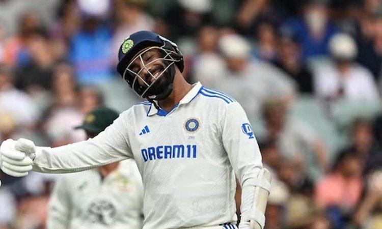 Jasprit Bumrah Creates History With The Bat At Lords Equals Ravi Shastri's Record ரவி சாஸ்திரியின் சாதனையை சமன்செய்த ஜஸ்பிரித் பும்ரா!