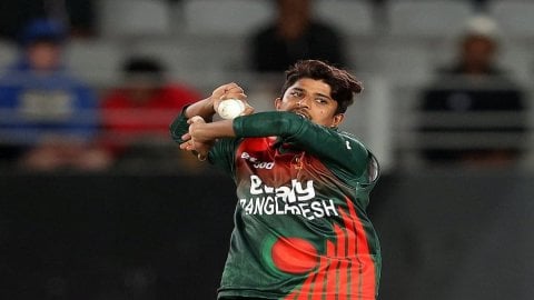 Mahedi Hasan Creates History To Register Bangladesh Best T20 Bowling Figures Against Sri Lanka டி20 கிரிக்கெட்டில் வங்கதேச அணிக்காக தனித்துவ சாதனை படைத்த மஹெதி ஹசன்!