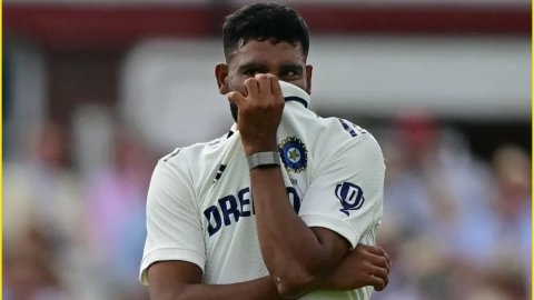 Md Siraj fined for breaching ICC Code of Conduct ஆக்ரோஷம் காட்டிய முகமது சிராஜ்; அபராதம் விதித்த ஐசிசி!