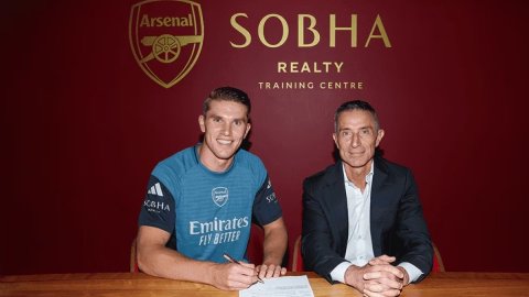 Arsenal signs striker Viktor Gyokeres on 5-year deal