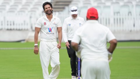 शाहिद कपूर ने लॉर्ड्स में खेला क्रिकेट, वायरल हो रही हैं खूबसूरत तस्वीरें