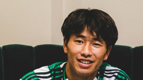 Celtic sign Japanese forward Shin Yamada on four-year deal