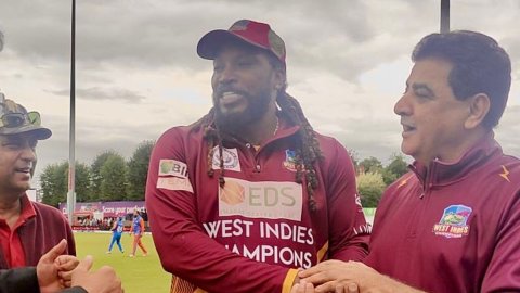 Cricket legends Harbhajan, Raina and Bravo celebrates with West Indies Champions
