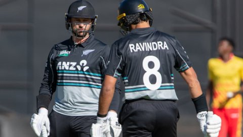 New Zealand register two wins in two matches in the 2025 Zimbabwe Tri-Nation Series முத்தரப்பு டி20 தொடர்: கான்வே, ஹென்றி அசத்தல்; ஜிம்பாப்வேவை வீழ்த்தியது நியூசிலாந்து!