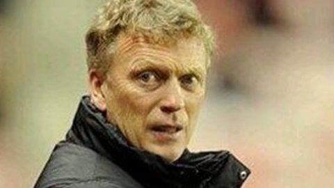Everton coach Moyes urges for new signings