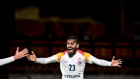 Experienced midfielder Souvik Chakrabarti signs two-year extension with East Bengal