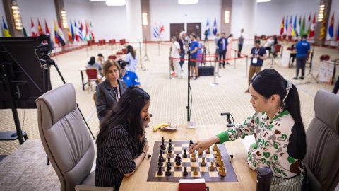 FIDE Women’s World Cup: Harika, Humpy, Divya, and Vaishali make final eight