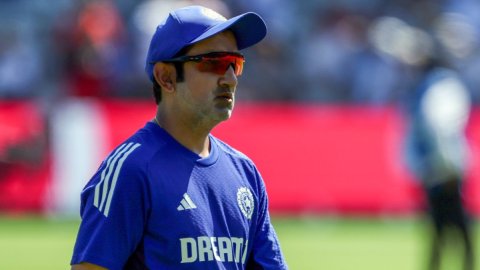 Gambhir advocates injury replacements in Tests; Stokes call the idea 'ridiculous'