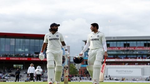 4th Test, Day 5: India reach 223/4 in 89 overs and trail England by 88 runs at lunch 4th Test, Day 5: ஷுப்மன் கில் அசத்தல் சதம்; தோல்வியைத் தவிர்க்க போராடும் இந்திய அணி!