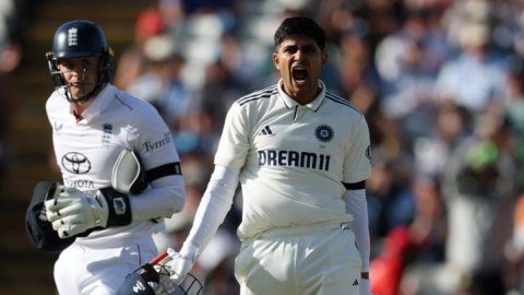 records glore as shubman gill equals Don Bradman and Virat Kohli's Record Shubman Gill ने एक और शतक जड़कर की महान डॉन ब्रैडमैन की बराबरी, ऐसा करने वाले दूसरे भारतीय कप्तान बन