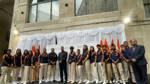 Harmanpreet Kaur & Co felicitated by Indian High Commission in London