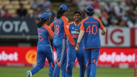 India men's and women's cricket teams meet King Charles III