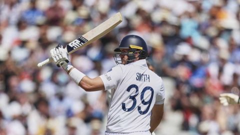 Jamie Smith equals fastest to 1000 Test runs as wicketkeeper, breaks balls-faced record