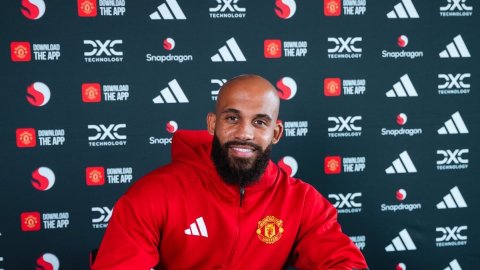 Manchester United sign Bryan Mbeumo from Brentford on 5-year deal