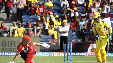 On Dhoni’s 44th birthday, AB de Villiers recalls: 'He was an intimidating player'