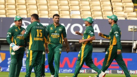 WCL 2025: Pakistan Champions beat England Champions by five runs WCL 2025: இங்கிலாந்து சாம்பியன்ஸை வீழ்த்தியது பாகிஸ்தான் சாம்பியன்ஸ் த்ரில் வெற்றி!