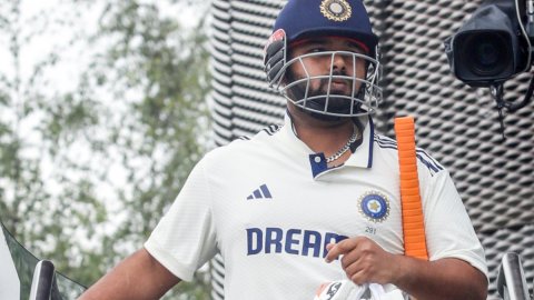 Pant's 'never giving up' mantra gets another powerful chapter in Manchester