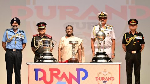 President Droupadi Murmu unveils Durand Cup 2025 trophy (Credit: President of India/X)
