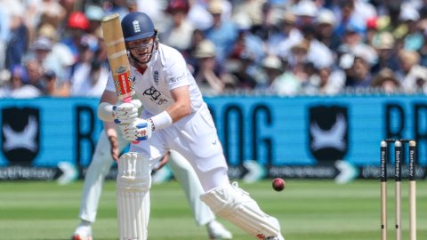 Protein shakes, pasta, and the occasional tea: Ollie Pope reveals what cricketers eat during Test br