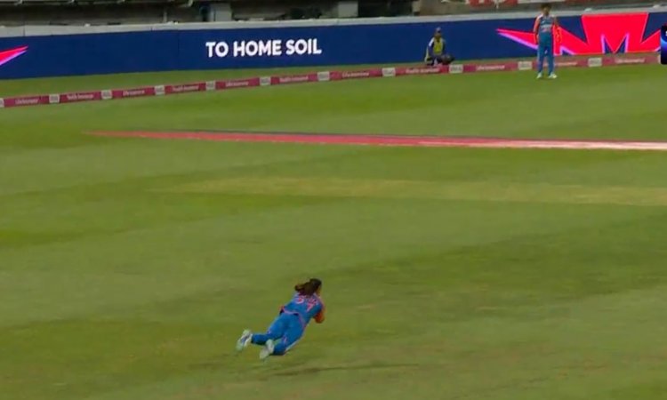 VIDEO: राधा यादव ने बाउंड्री पर किया करिश्मा, हवा में डाइव लगाकर पकड़ा गज़ब का कैच